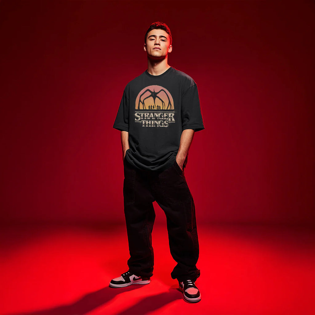 AZOTMENTES PLAYERA : STRANGER THINGS